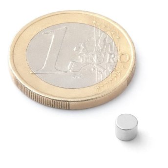 Magnet priemer 4mm, výška 3mm, 10ks