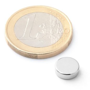 Magnet priemer 8mm, výška 2,5mm, 10ks