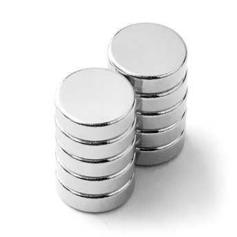 Magnet priemer 8mm, výška 2,5mm, 10ks